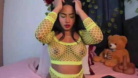 Snapshot of delilah_85 chatting on November 3, 2025, 10:32 pm Delilah online show from November 3, 2025, 10:32 pm