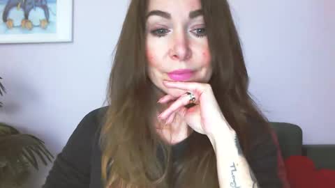 delilah_sweet online show from April 7, 2026, 3:23 pm