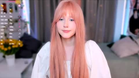 Delilah or Laila online show from October 17, 2025, 6:49 am