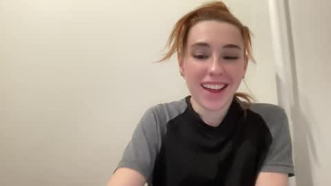 Snapshot of deliverysmile chatting on January 9, 2025, 2:54 am Delivery online show from January 9, 2025, 2:54 am