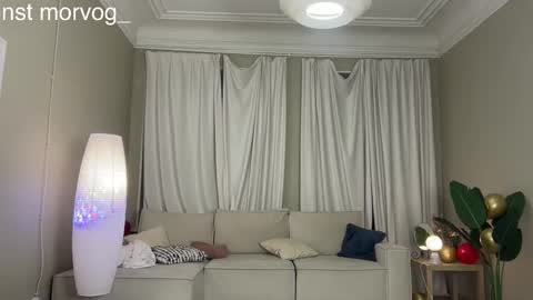 Delora online show from November 18, 2025, 11:48 pm