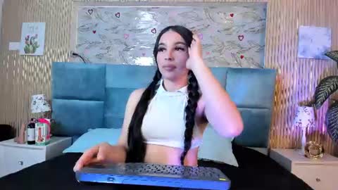 Snapshot of delphine_doll chatting on June 28, 2026, 4:13 pm Delia online show from June 28, 2026, 4:13 pm