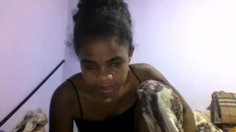 delphine online show from March 25, 2026, 8:20 am