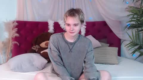 demianenglen online show from October 8, 2025, 9:45 pm