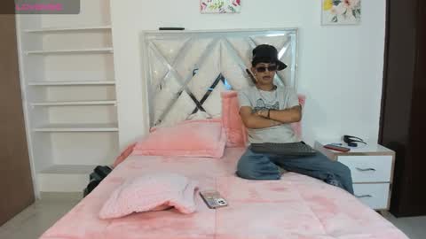 Demian and Salvatore online show from September 22, 2025, 12:29 pm