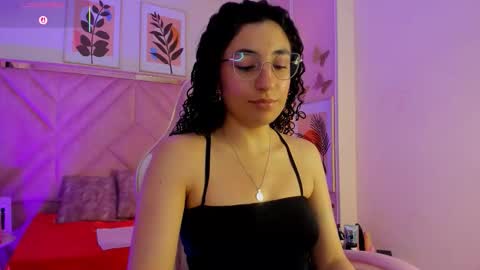 Demi online show from December 18, 2025, 5:02 am