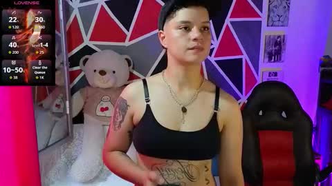 Snapshot of demimoore222 chatting on February 4, 2026, 6:58 pm DEMI online show from February 4, 2026, 6:58 pm