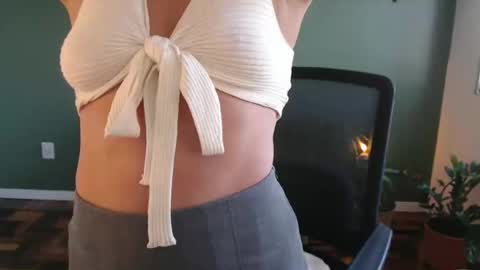 demmetria online show from February 26, 2026, 5:56 pm