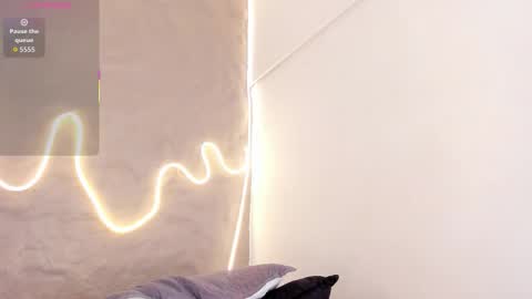 demy_ruiz online show from October 1, 2025, 3:34 am