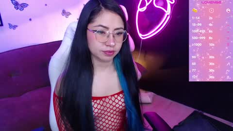 Demy  online show from December 9, 2024, 9:48 pm