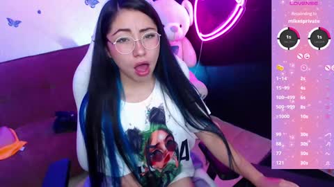 Demy  online show from February 11, 2025, 3:29 am