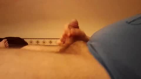 Snapshot of den2807 chatting on January 1, 2025, 9:31 pm den2807 online show from January 1, 2025, 9:31 pm