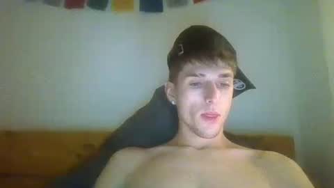 deni_tenenn online show from February 10, 2026, 10:47 pm