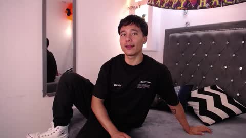 Snapshot of denizer_healer chatting on October 28, 2025, 12:52 pm DENIZER online show from October 28, 2025, 12:52 pm