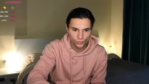 Den online show from April 4, 2026, 3:31 pm