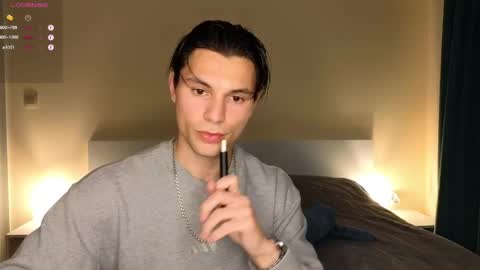 Den online show from April 10, 2026, 6:23 pm