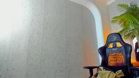 Snapshot of dennis_cox_ chatting on January 21, 2025, 5:30 pm dennis_cox_ online show from January 21, 2025, 5:30 pm