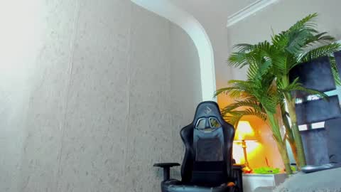 Snapshot of dennis_cox_ chatting on January 23, 2025, 11:37 am dennis_cox_ online show from January 23, 2025, 11:37 am
