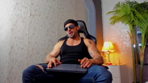 Snapshot of dennis_cox_ chatting on February 2, 2025, 4:15 am dennis_cox_ online show from February 2, 2025, 4:15 am