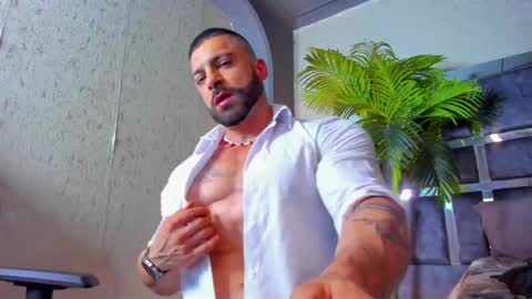 Snapshot of dennis_cox_ chatting on March 1, 2025, 10:34 am dennis_cox_ online show from March 1, 2025, 10:34 am