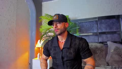 Snapshot of dennis_cox_ chatting on March 2, 2025, 9:53 am dennis_cox_ online show from March 2, 2025, 9:53 am