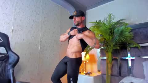 Snapshot of dennis_cox_ chatting on March 10, 2025, 3:56 am dennis_cox_ online show from March 10, 2025, 3:56 am