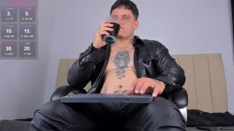 dennis munera online show from March 28, 2026, 12:49 pm