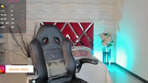 Denver online show from September 29, 2025, 11:37 am