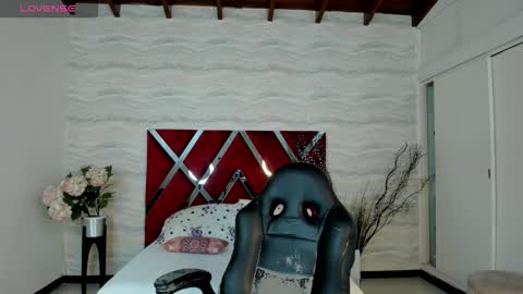 Denver online show from October 29, 2025, 12:07 pm