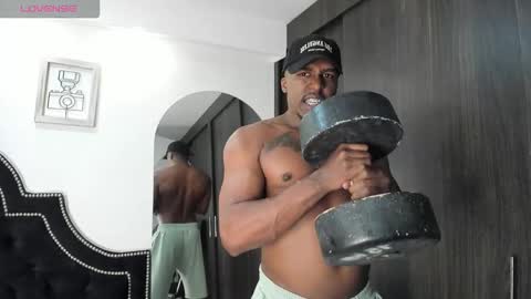 denzelrios online show from October 3, 2025, 8:28 pm