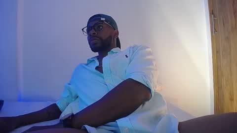 denzo online show from October 18, 2025, 2:36 am