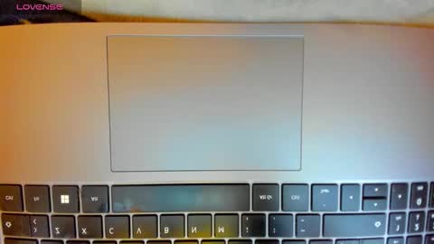 Dephne online show from November 29, 2025, 5:54 am