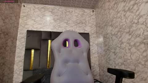 Dereck online show from January 6, 2026, 10:41 am