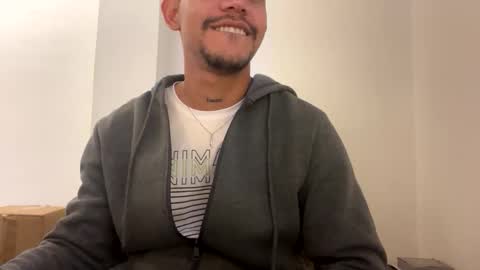 Snapshot of dereck_myers chatting on March 17, 2026, 7:50 pm Dereck Myers online show from March 17, 2026, 7:50 pm