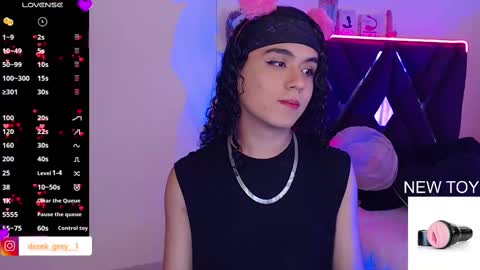 Snapshot of derek_greyy_ chatting on February 19, 2025, 6:54 pm derek grey online show from February 19, 2025, 6:54 pm
