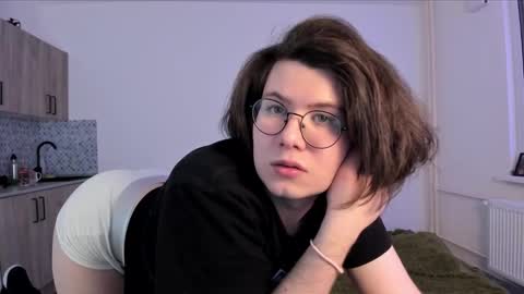 Snapshot of derek_shameless chatting on February 18, 2026, 5:31 pm Derek online show from February 18, 2026, 5:31 pm