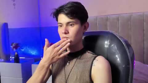 derek_sinn online show from March 14, 2026, 7:52 pm