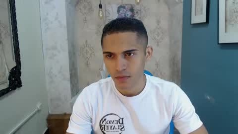 D E R E K online show from November 14, 2025, 10:36 am