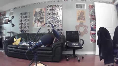 Snapshot of derekdings chatting on February 5, 2025, 12:10 am derekdings online show from February 5, 2025, 12:10 am