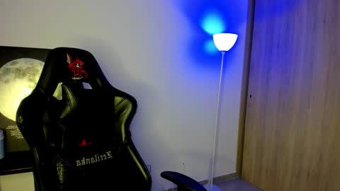 derekmuller11 online show from March 8, 2026, 1:47 am