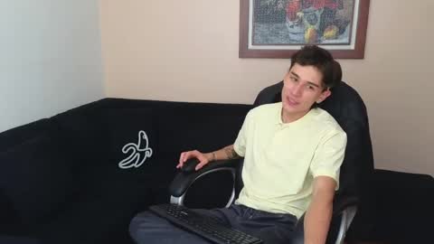 Derek online show from May 20, 2026, 5:41 pm