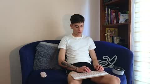 Derek online show from July 5, 2026, 9:11 pm