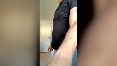 derkleinerabauke online show from April 23, 2026, 4:09 pm