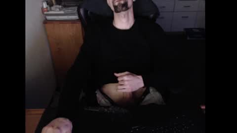 Snapshot of dermattes chatting on March 2, 2025, 2:43 pm dermattes online show from March 2, 2025, 2:43 pm