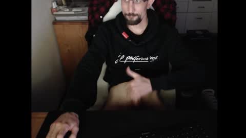 Snapshot of dermattes chatting on November 8, 2025, 3:34 pm dermattes online show from November 8, 2025, 3:34 pm