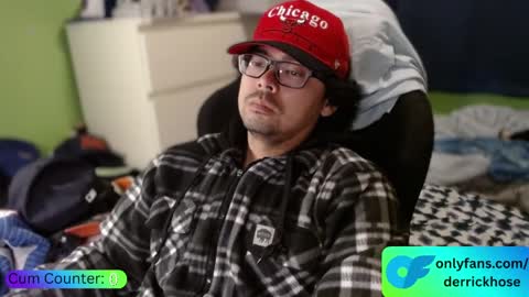 Snapshot of derrick_hose chatting on May 2, 2026, 3:00 am Derrick Hose online show from May 2, 2026, 3:00 am