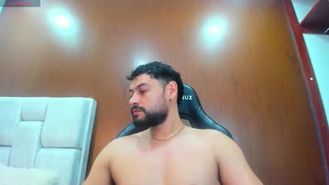 Snapshot of derrybigger_cm chatting on March 6, 2026, 9:55 pm DerryBigger CM online show from March 6, 2026, 9:55 pm