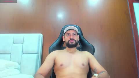 Snapshot of derrybigger_cm chatting on March 21, 2026, 6:55 pm DerryBigger CM online show from March 21, 2026, 6:55 pm