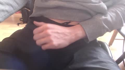 derstier02 online show from March 16, 2026, 1:37 pm