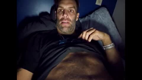 Snapshot of desertan20 chatting on November 17, 2025, 10:21 am Tall and Handsome online show from November 17, 2025, 10:21 am